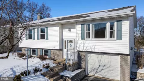 2662 Penbrook Ln, State College, PA 16801