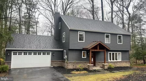 36 High Meadow Ln, State College, PA 16803