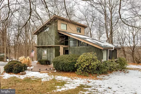 105 Mary Elizabeth St, Boalsburg, PA 16827