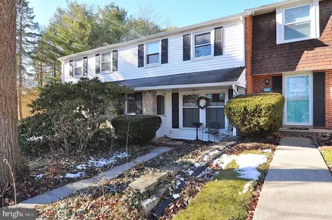 404 Amblewood Way, State College, PA 16803