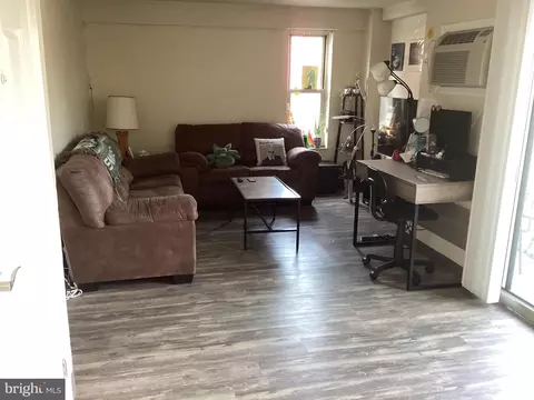458 E College Ave #215, State College, PA 16801
