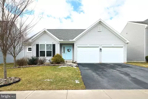 305 Amberleigh Ln, Bellefonte, PA 16823