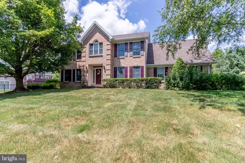 2389 Nantucket Cir, State College, PA 16803