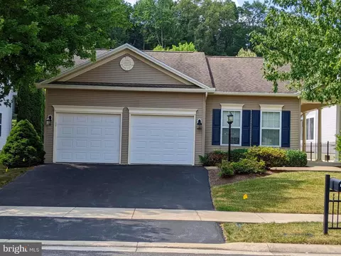 221 Presidents Dr, State College, PA 16803