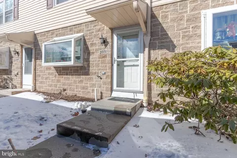 2051 Mary Ellen Ln, State College, PA 16803