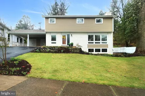 1129 Dorum Ave, State College, PA 16801