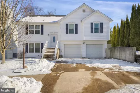 107 Whisper Ridge Dr, Port Matilda, PA 16870
