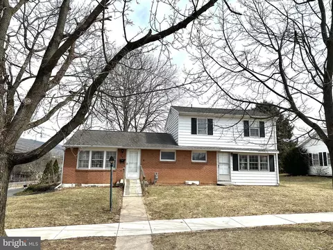 228 N Mcallister St, Bellefonte, PA 16823