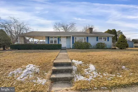 554 E High St, Bellefonte, PA 16823