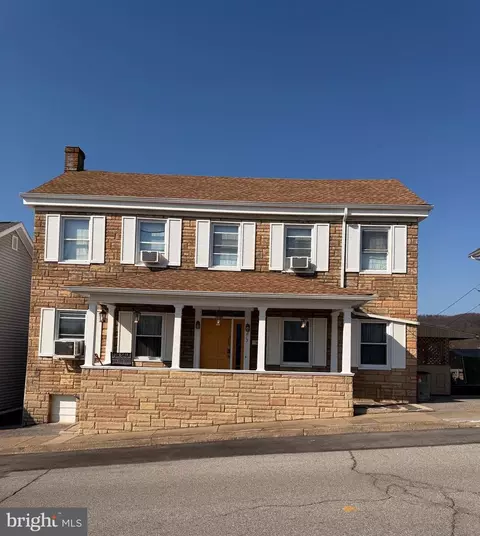 215 E High St, Bellefonte, PA 16823