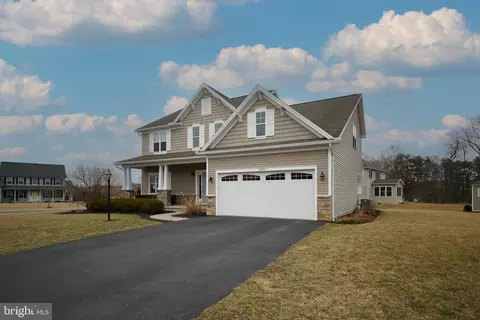 1088 Longfellow Ln, State College, PA 16803