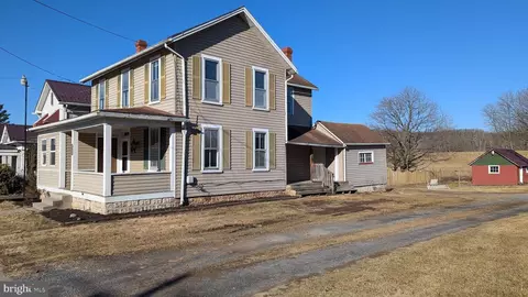 131 W Main St, Howard, PA 16841