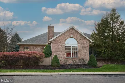 936 Hart Cir, State College, PA 16801