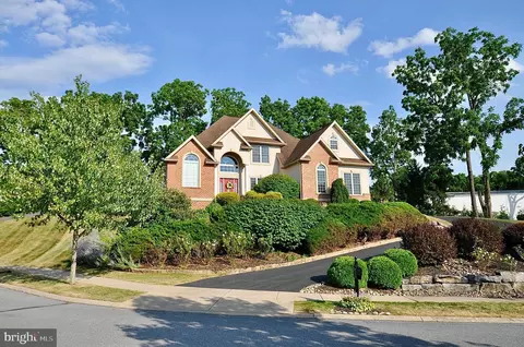 238 Ivy Hill Dr, State College, PA 16801