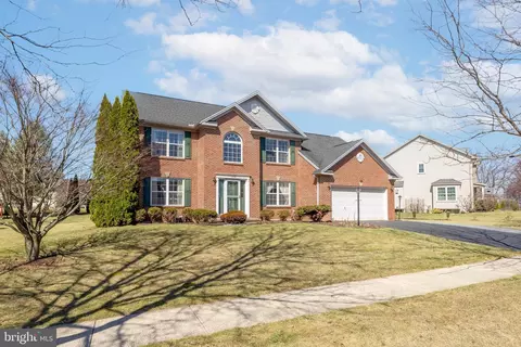 2258 Setter Run Ln, State College, PA 16801
