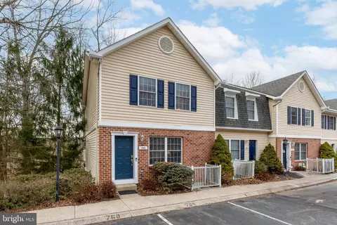 769 Oakwood Ave, State College, PA 16803