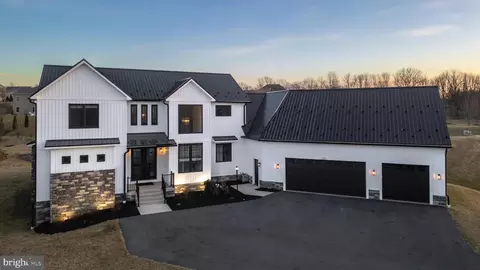 330 Trout Rd, State College, PA 16801