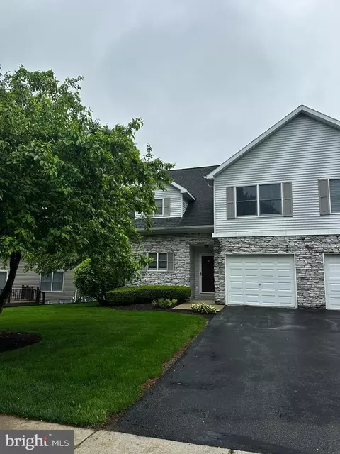 102 Raleigh Ave, State College, PA 16801