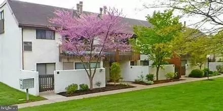 812 Stratford Drive Dr #10, State College, PA 16801