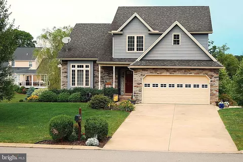 153 Teasel Way, Bellefonte, PA 16823