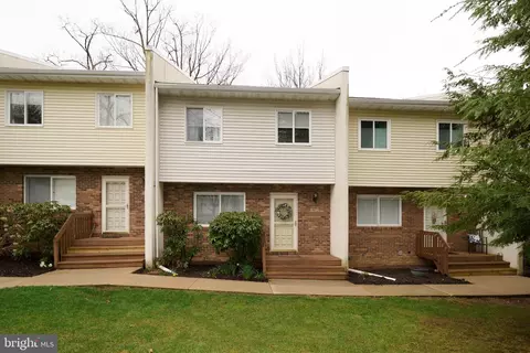 816 Galen Dr #3, State College, PA 16803