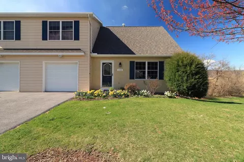 142 Faust Cir, Bellefonte, PA 16823