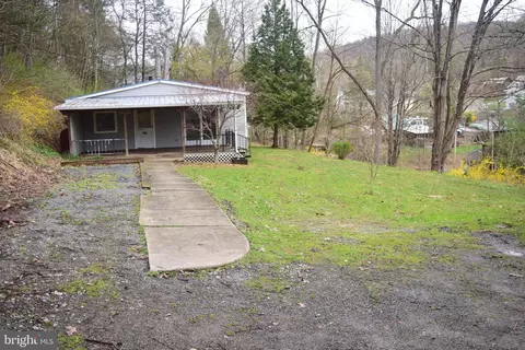 260 W Union St, Fleming, PA 16835
