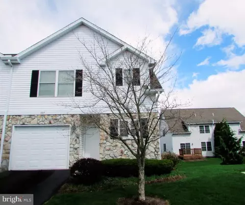 107 Gala Dr, State College, PA 16801
