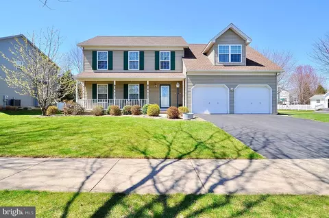 2164 Autumnwood Dr, State College, PA 16801