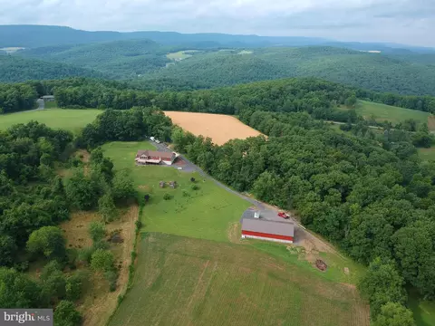 612 Hannah Hl, Port Matilda, PA 16870