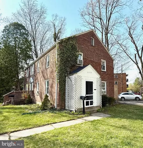 1177 S Atherton St, State College, PA 16801