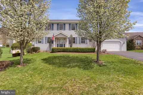 110 Grant Cir, Bellefonte, PA 16823