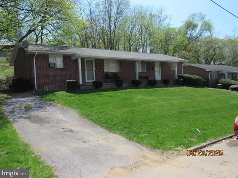 148 E 150 E Beaver St, Bellefonte, PA 16823