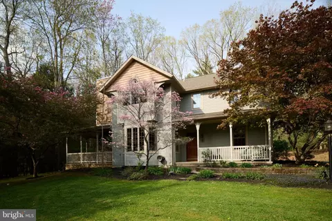 451 Shanelly Dr, Port Matilda, PA 16870