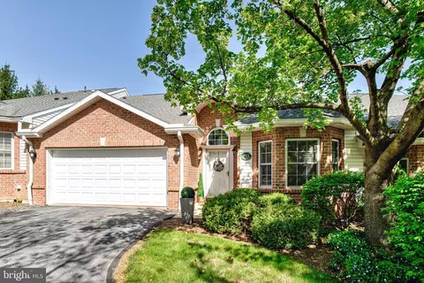 1632 Bristol Ave #702, State College, PA 16801