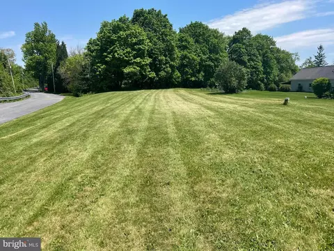 Cooper Street Maple La, Spring Mills, PA 16875