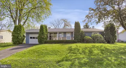 1156 Zion Ridge Ave, Bellefonte, PA 16823