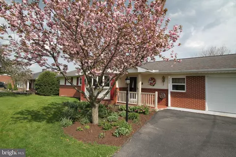 205 E Main St, Millheim, PA 16854 photo 3