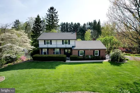330 E Outer Dr, State College, PA 16801