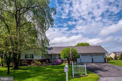 169 Lincoln Ln, Bellefonte, PA 16823