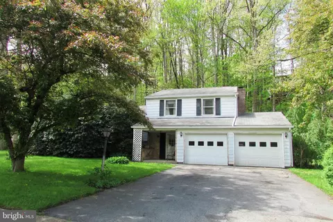 645 W Hillside Ave, State College, PA 16803