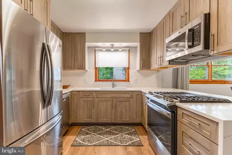 1051 Taylor St, State College, PA 16803