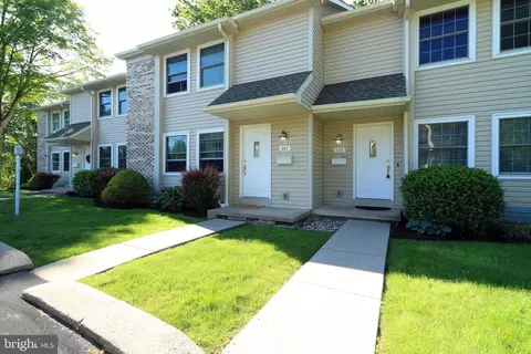 807 Galen Dr, State College, PA 16803