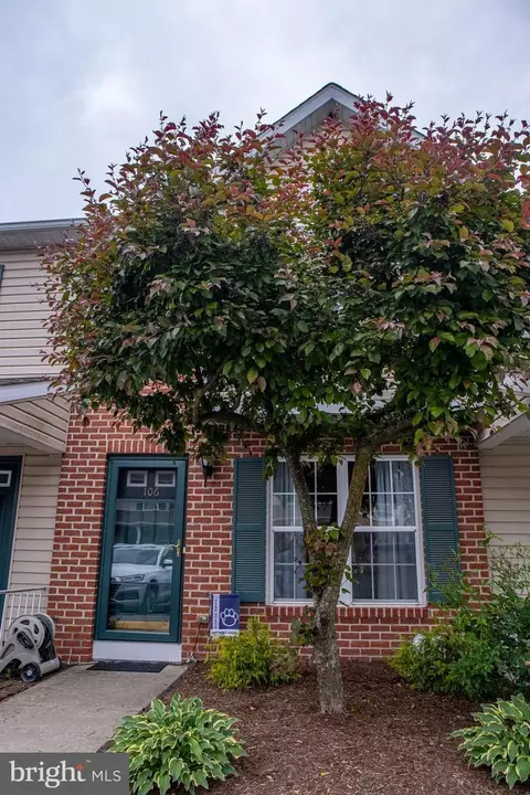 106 Pebble Ln, Bellefonte, PA 16823
