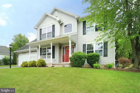 106 Rosehill Dr, Bellefonte, PA 16823