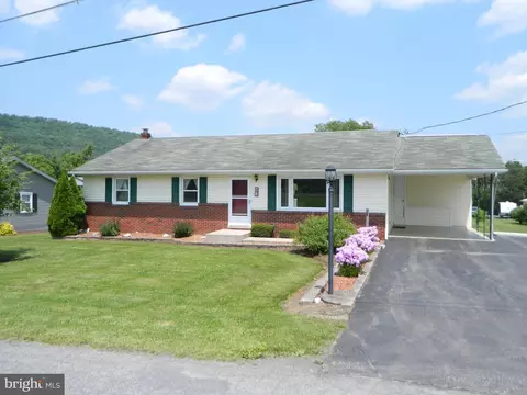 201 Cherry St, Millheim, PA 16854