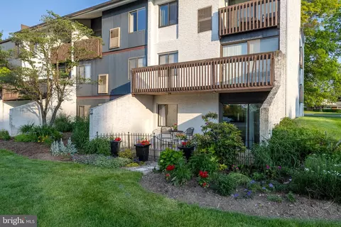 808 Stratford Dr #12, State College, PA 16801