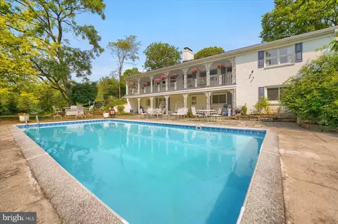 1304 Summit Dr, Bellefonte, PA 16823