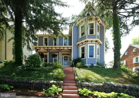 384 E Linn St, Bellefonte, PA 16823