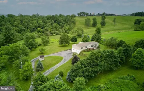 108 Jeremy Pl, Spring Mills, PA 16875